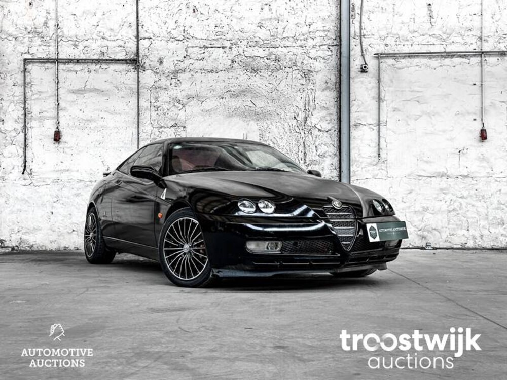 Alfa Romeo GTV 3.2 240pk 2003