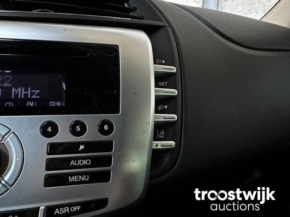 Lancia Delta 1.4-16V Argento 150pk 2008, G-012-LX