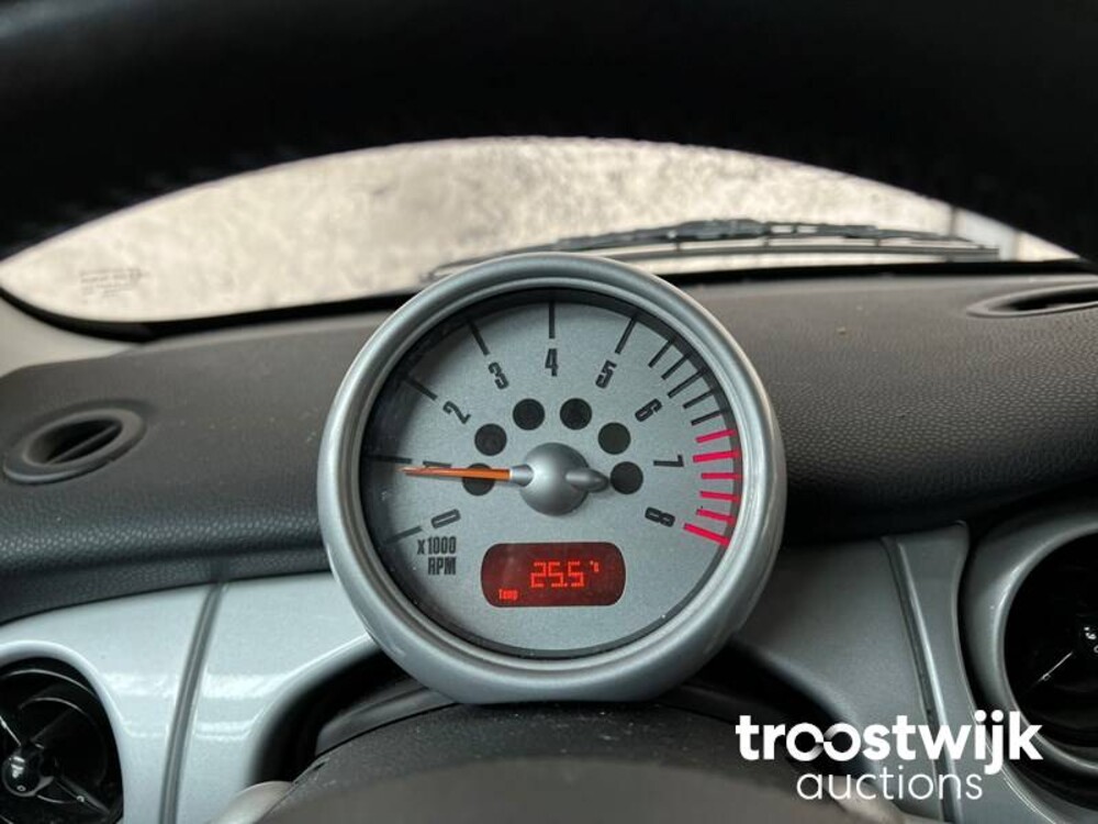 Mini 1.6 Cooper Pepper 116pk 2002, -Orig.NL-, 92-JT-HN