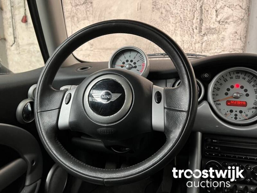 Mini 1.6 Cooper Pepper 116pk 2002, -Orig.NL-, 92-JT-HN