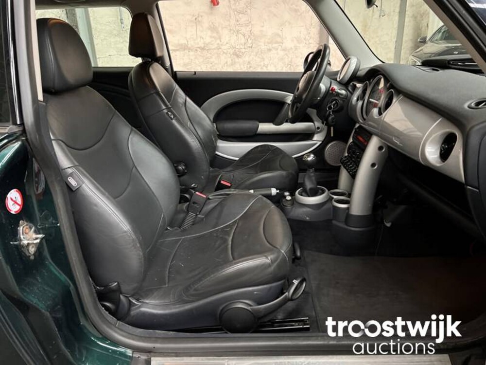 Mini 1.6 Cooper Pepper 116pk 2002, -Orig.NL-, 92-JT-HN