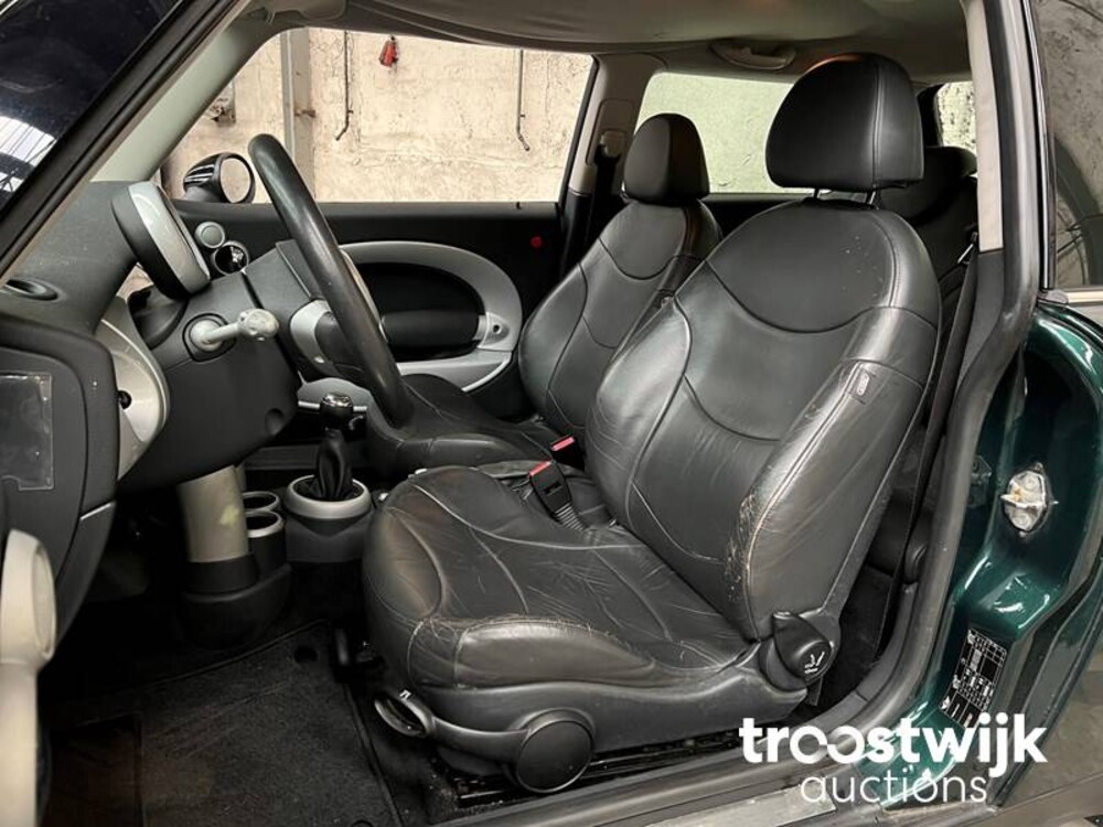 Mini 1.6 Cooper Pepper 116pk 2002, -Orig.NL-, 92-JT-HN