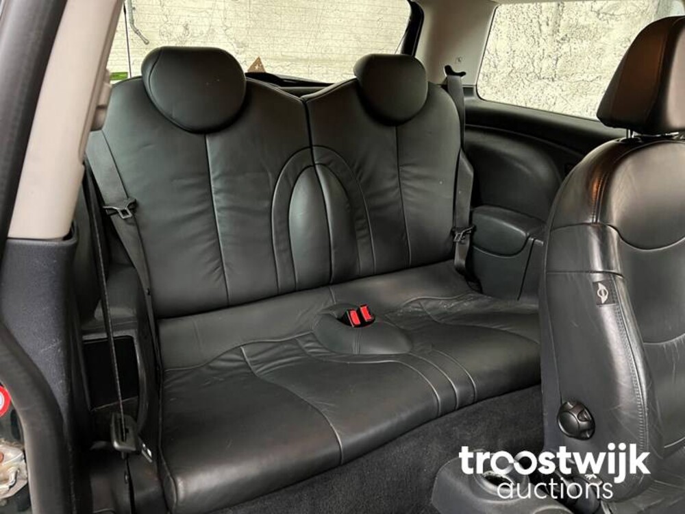 Mini 1.6 Cooper Pepper 116pk 2002, -Orig.NL-, 92-JT-HN