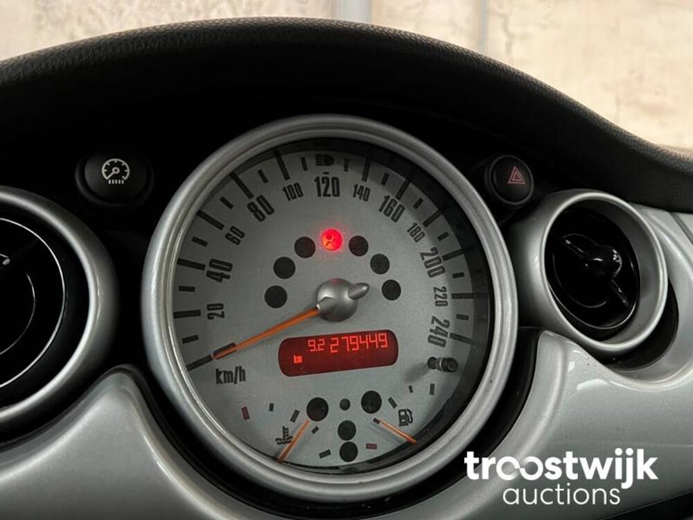 Mini 1.6 Cooper Pepper 116pk 2002, -Orig.NL-, 92-JT-HN