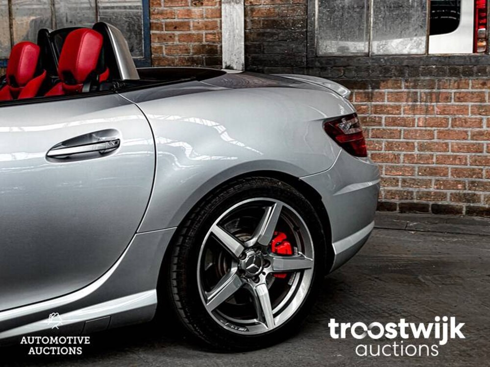 Mercedes-Benz SLK55 AMG 5.5 V8 421pk 2012 -Orig. NL-, 46-XVK-7