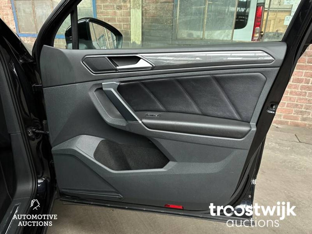 Volkswagen Tiguan 2.0 TDI Connected 190pk 2016, NF-933-L
