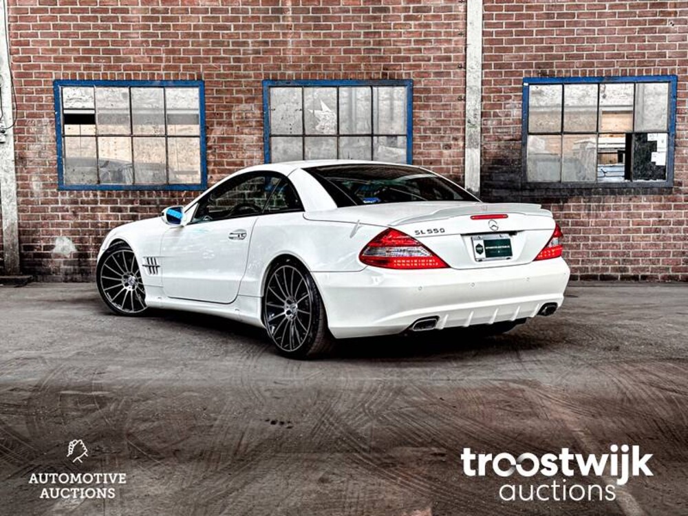 Mercedes-Benz SL550 5.5 V8 SL-Klasse 388pk 2010