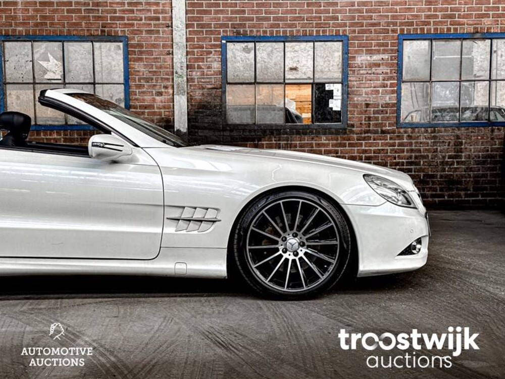 Mercedes-Benz SL550 5.5 V8 SL-Klasse 388pk 2010