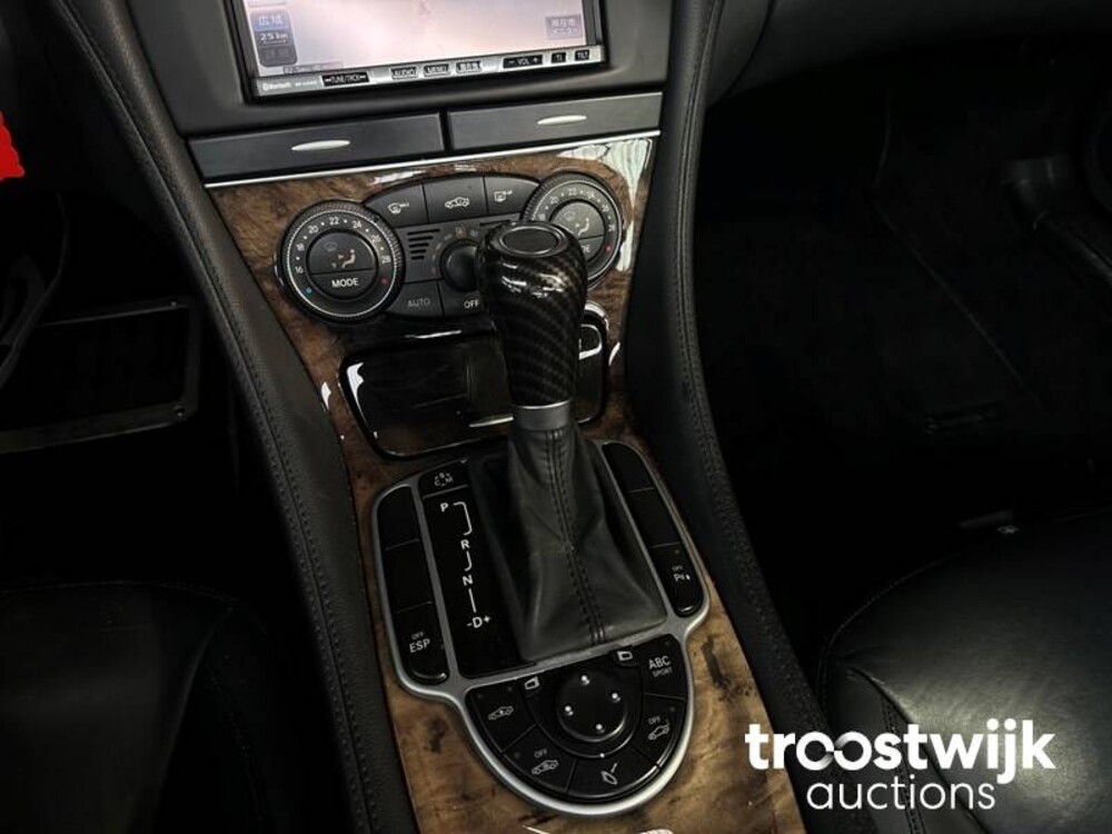 Mercedes-Benz SL550 5.5 V8 SL-Klasse 388pk 2010