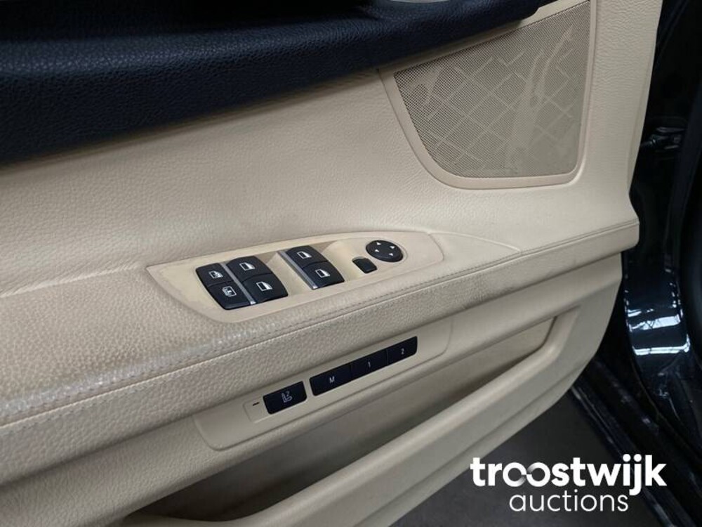 BMW 750 IL Active Hybrid 7-serie 465pk 2012