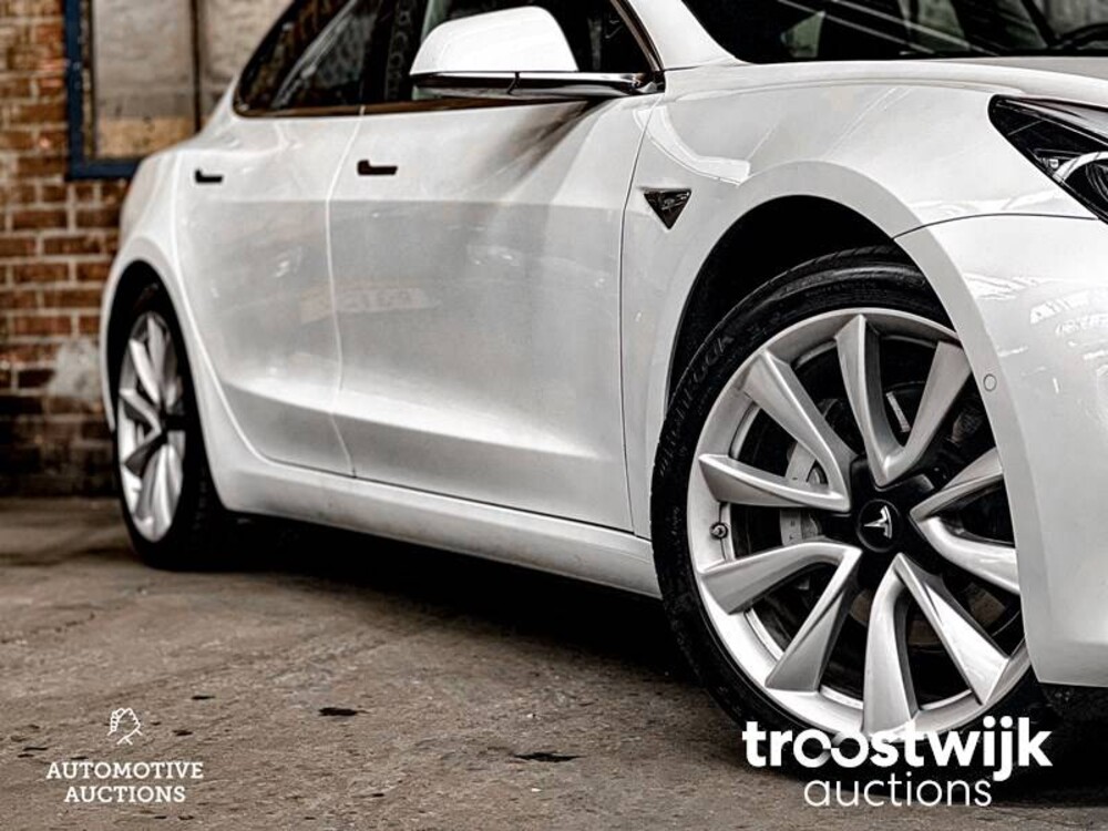 Tesla Model 3 Plus Standard RWD 238pk 2020, L-477-KG