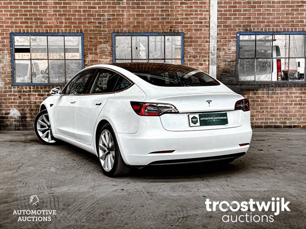 Tesla Model 3 Plus Standard RWD 238pk 2020, L-477-KG