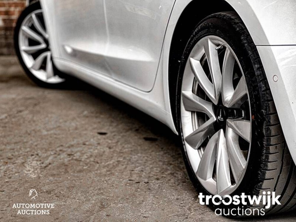 Tesla Model 3 Plus Standard RWD 238pk 2020, L-477-KG