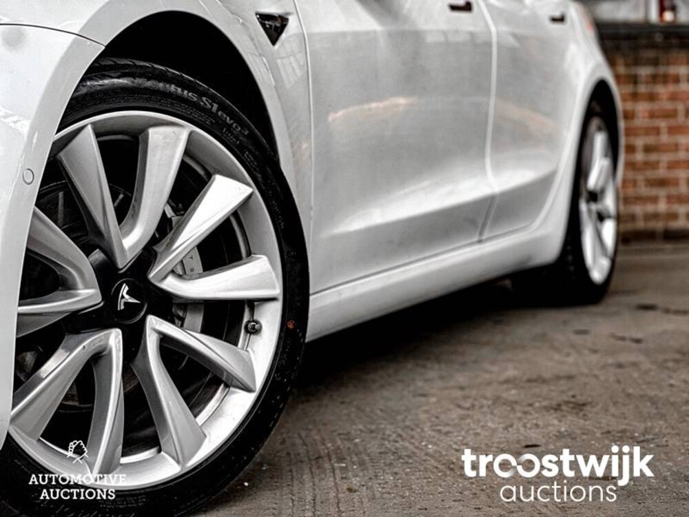 Tesla Model 3 Plus Standard RWD 238pk 2020, L-477-KG