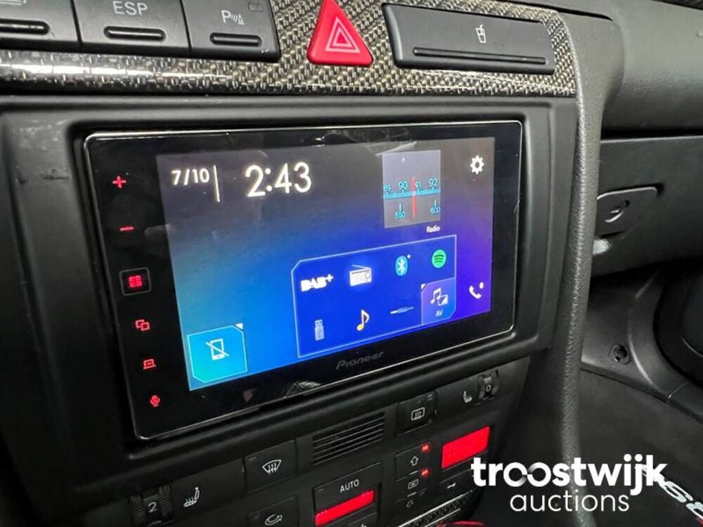 Audi RS6 Limousine 4.2 V8 Quattro  450pk 2003, ZS-298-V