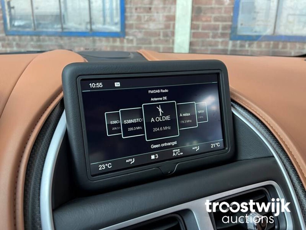 Aston Martin DB11 5.2 V12 Twin Turbo 609pk 2017