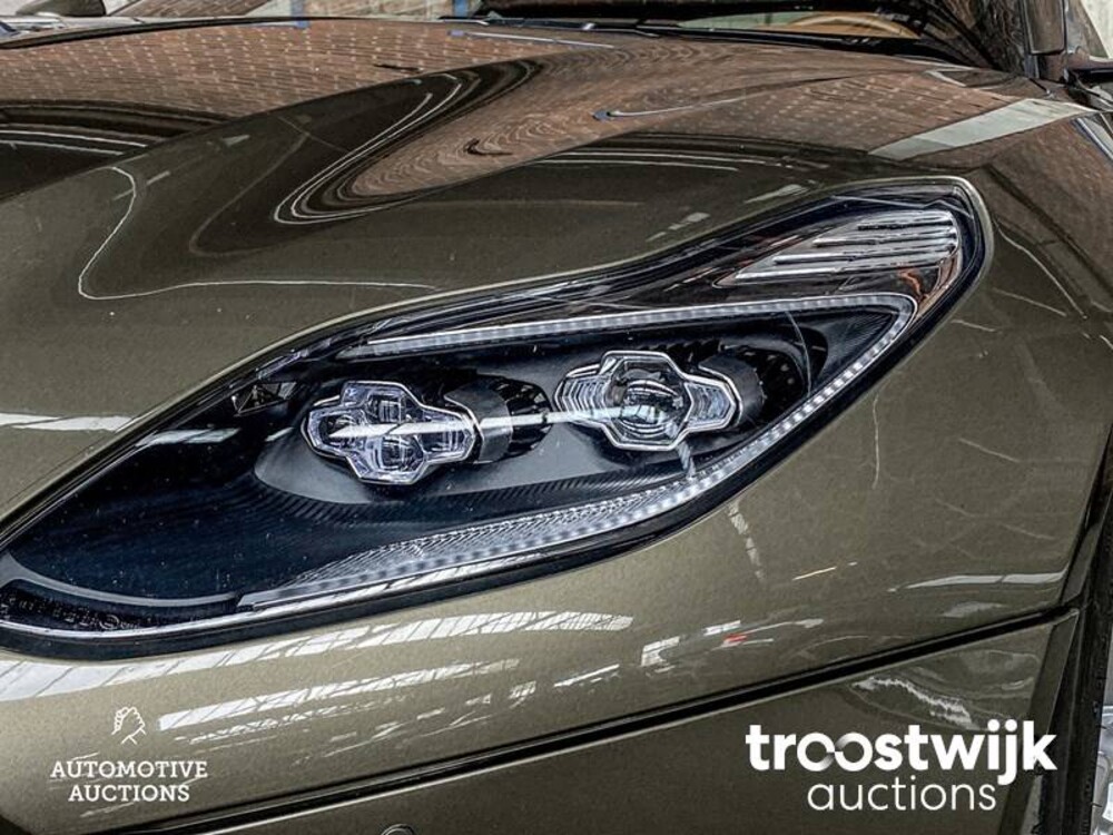 Aston Martin DB11 5.2 V12 Twin Turbo 609pk 2017