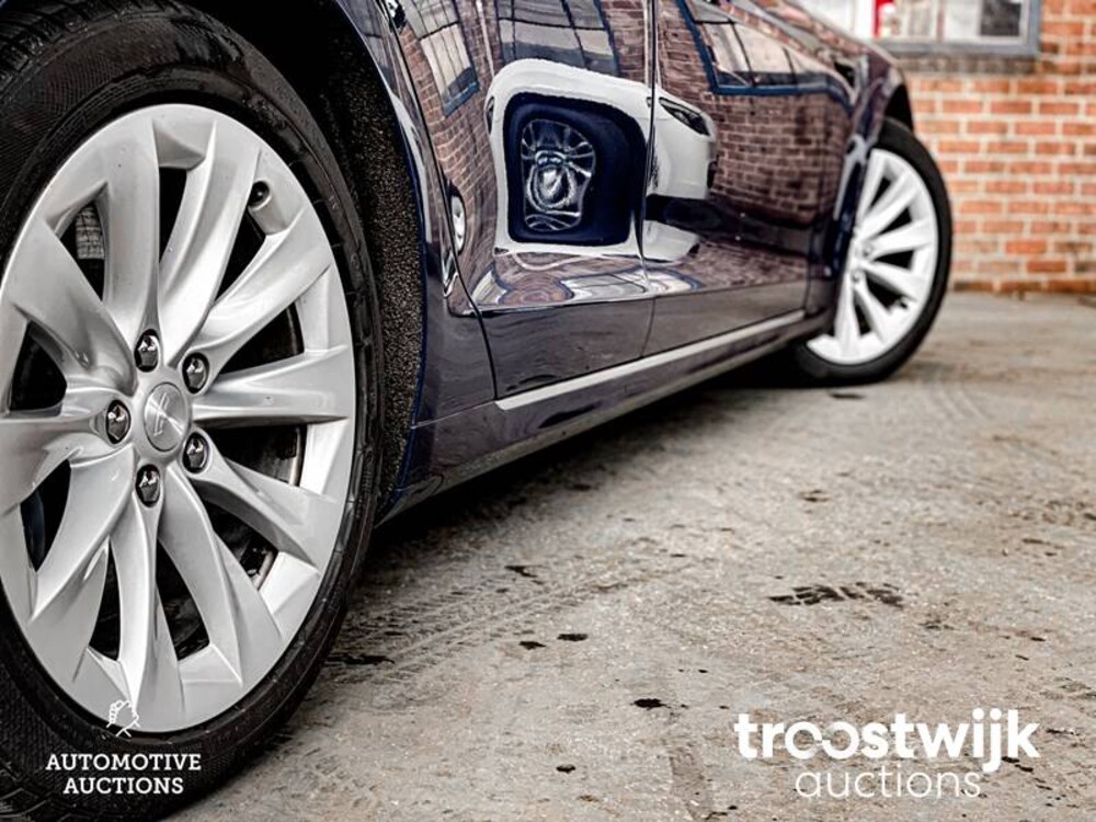 Tesla Model S 75D Base 333pk 2018 -Orig. NL-, RZ-795-K