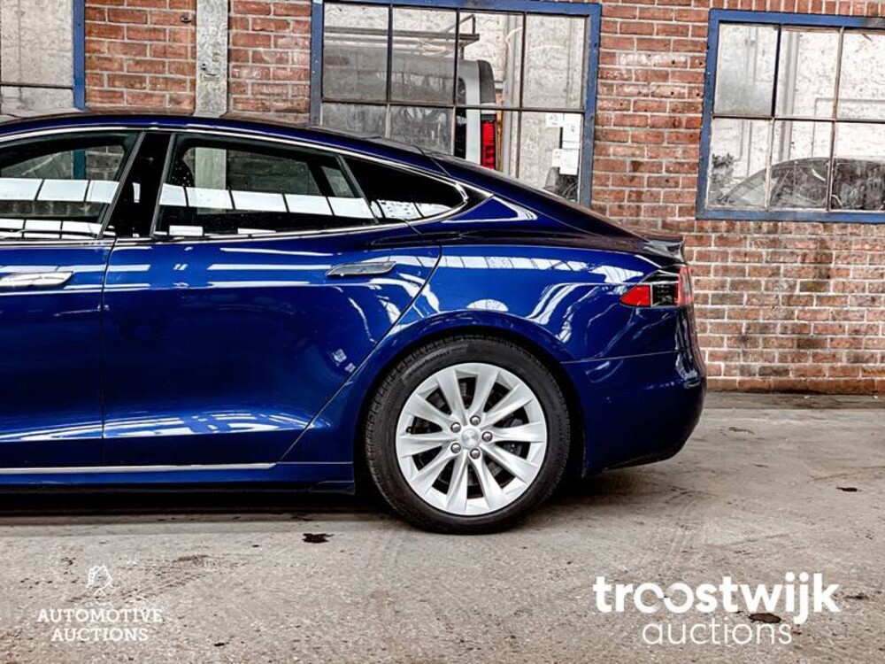 Tesla Model S 75D Base 333pk 2018 -Orig. NL-, RZ-795-K