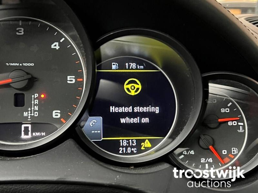 Porsche Cayenne 3.0 V6 240pk 2010