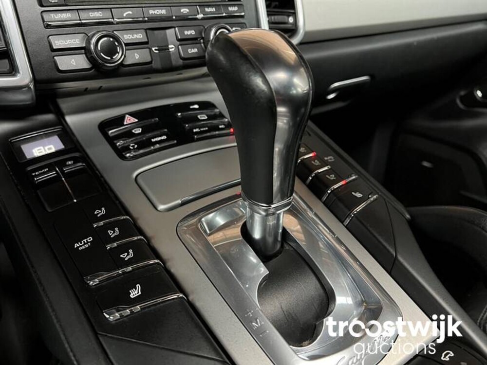 Porsche Cayenne 3.0 V6 240pk 2010