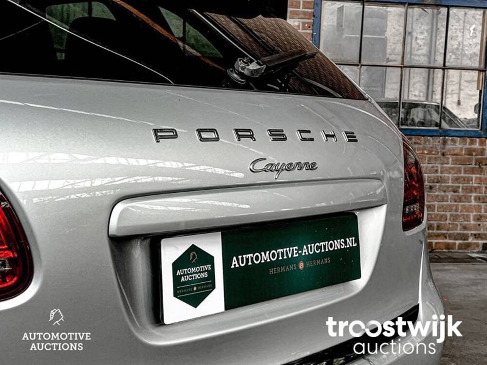 Porsche Cayenne 3.0 V6 240pk 2010