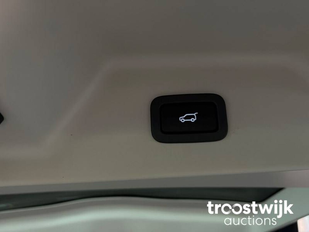 Land Rover Range Rover Vogue LWB Supercharged 386pk 2019