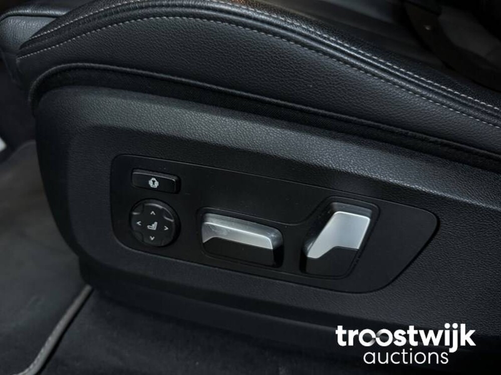 BMW X5 M-Sport xDrive40i High Executive 340pk 2018, S-428-KH