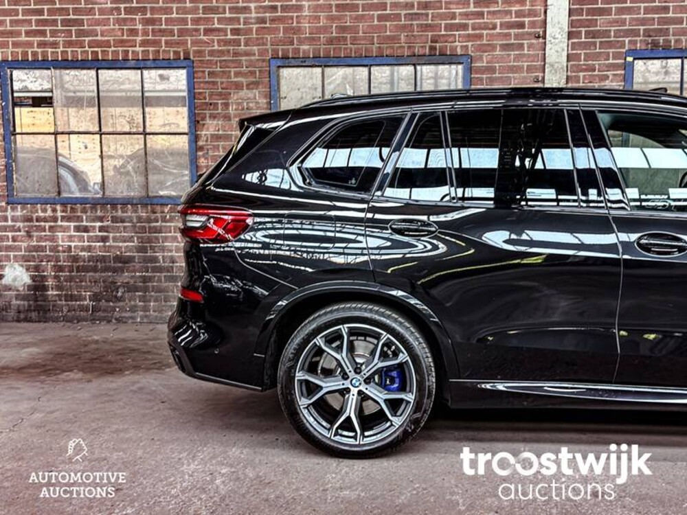 BMW X5 M-Sport xDrive40i High Executive 340pk 2018, S-428-KH