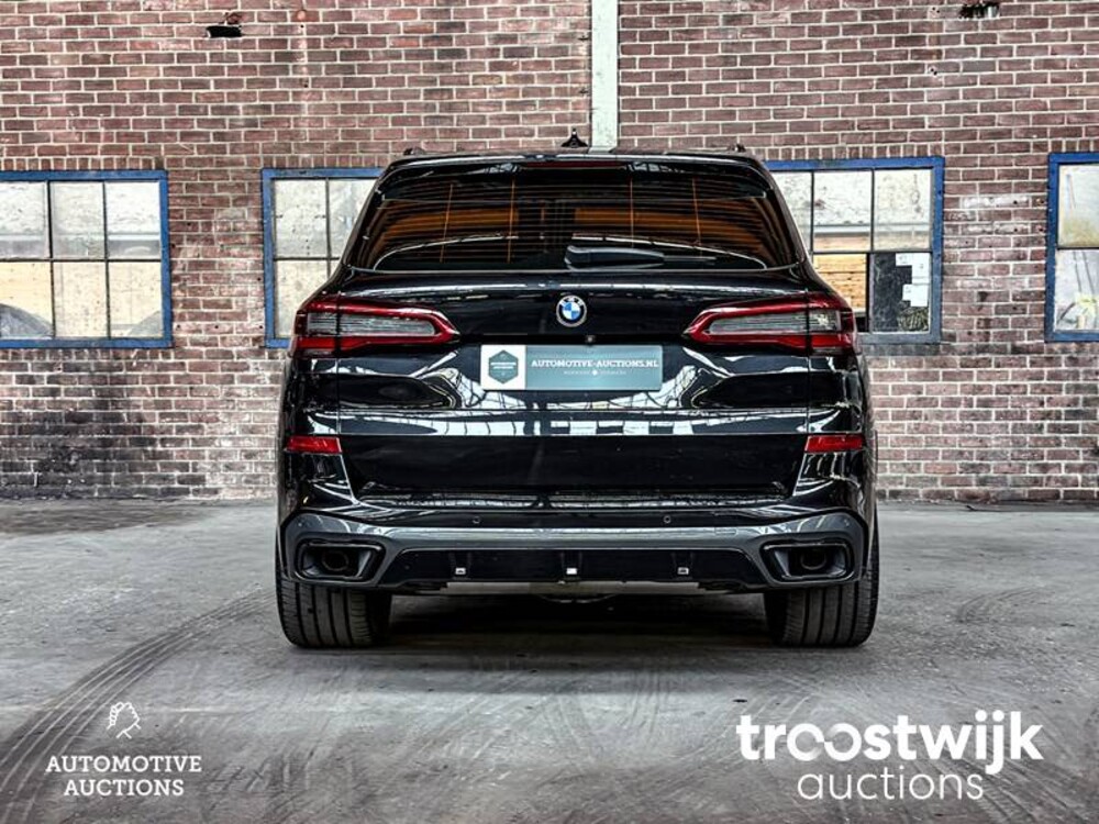BMW X5 M-Sport xDrive40i High Executive 340pk 2018, S-428-KH