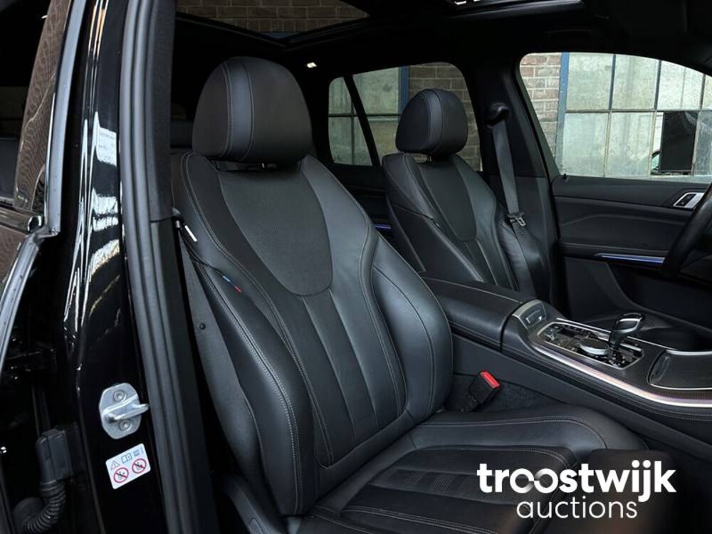 BMW X5 M-Sport xDrive40i High Executive 340pk 2018, S-428-KH