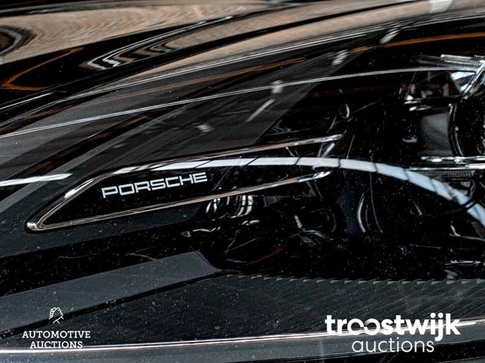 Porsche Macan 2.0  PDK 265pk MY2023 -Fabrieksgarantie-