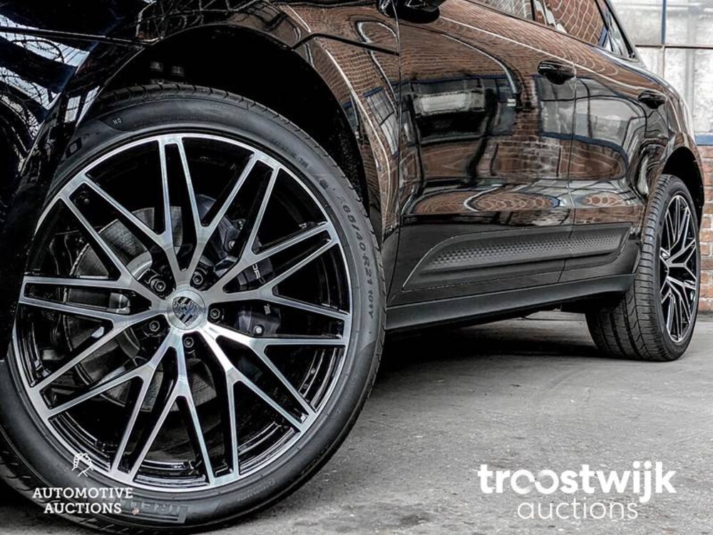 Porsche Macan 2.0  PDK 265pk MY2023 -Fabrieksgarantie-
