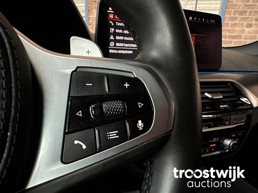 BMW 520e M-Sport Business Edition Plus 204pk 2022 -Orig. NL-, N-654-VK Fabrieksgarantie