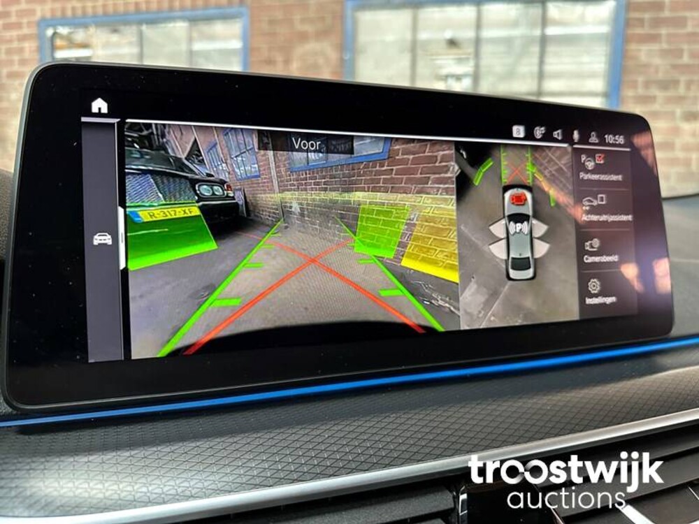 BMW 520e M-Sport Business Edition Plus 204pk 2022 -Orig. NL-, N-654-VK Fabrieksgarantie