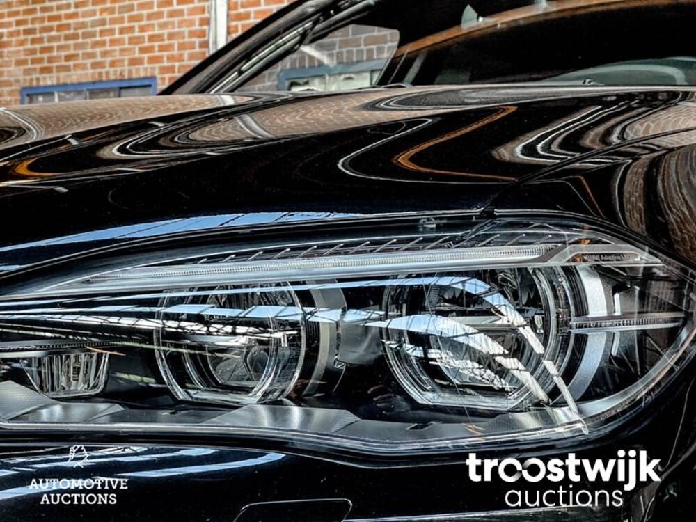 BMW X5 xDrive50i Gepantserd Af-fabriek 450pk 2017