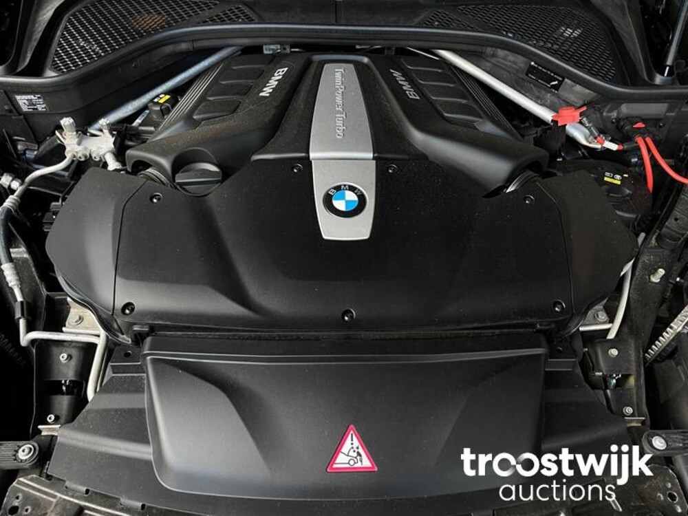 BMW X5 xDrive50i Gepantserd Af-fabriek 450pk 2017