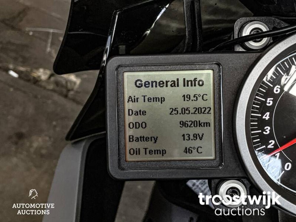 KTM Superduke GT 1290 AKRAPOVIC 2768cc 173pk 2017