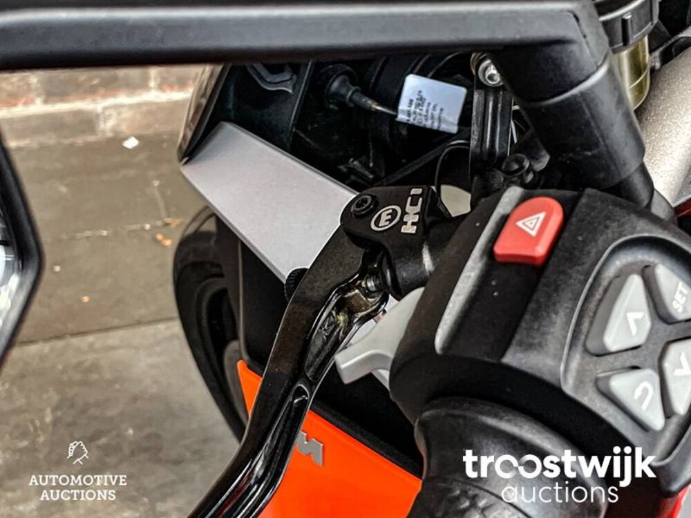 KTM Superduke GT 1290 AKRAPOVIC 2768cc 173pk 2017