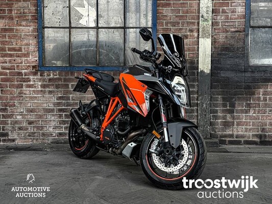 KTM Superduke GT 1290 AKRAPOVIC 2768cc 173pk 2017