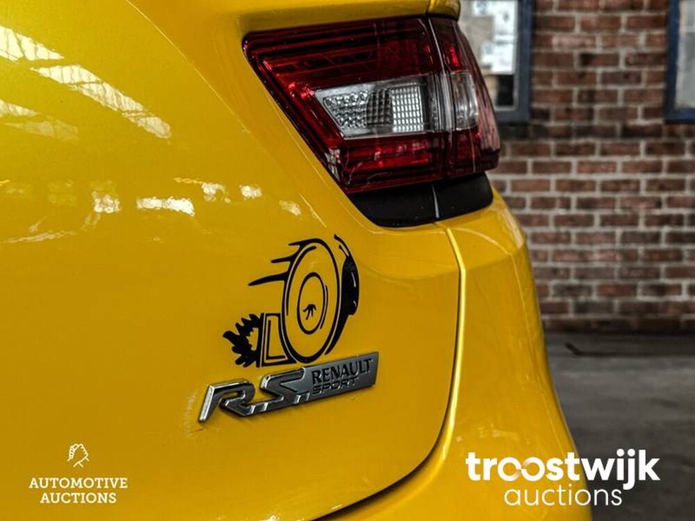 Renault Clio RS Trophy-R Sport  200pk 2014, R-517-LK