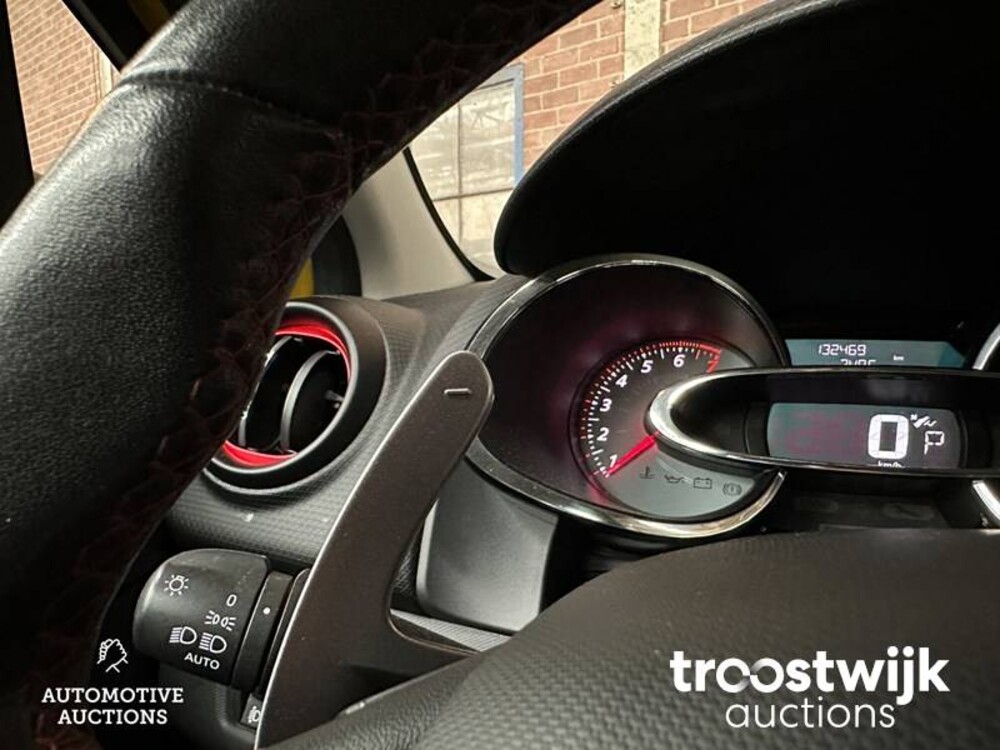 Renault Clio RS Trophy-R Sport  200pk 2014, R-517-LK