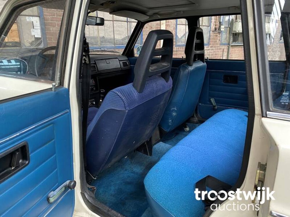 Volvo 264 DL 125pk 1977, 78-YA-97