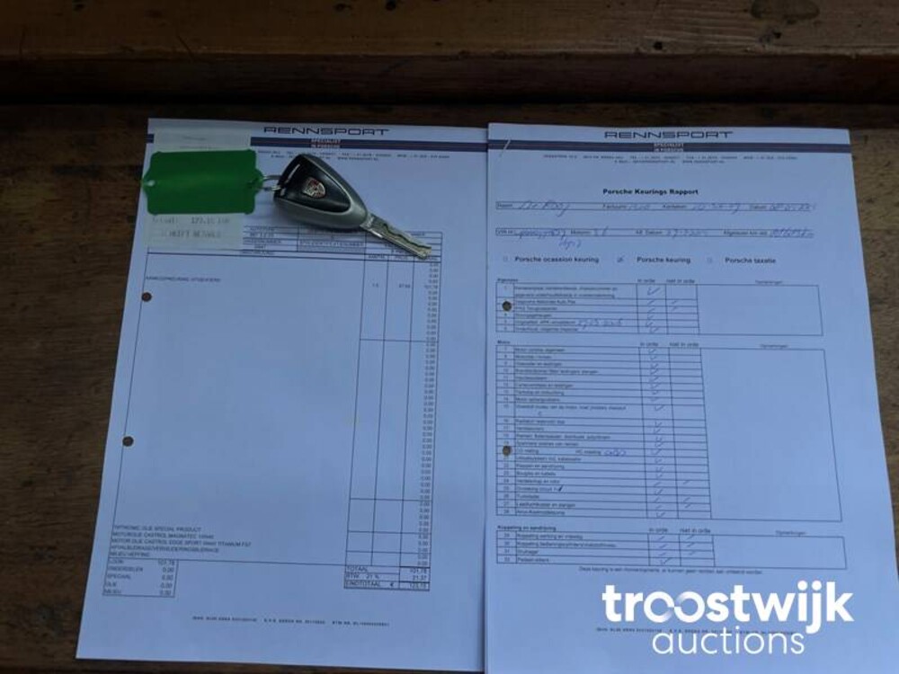 Porsche 911 997 3.6 Carrera 4 325pk 2005, 10-SX-ZG