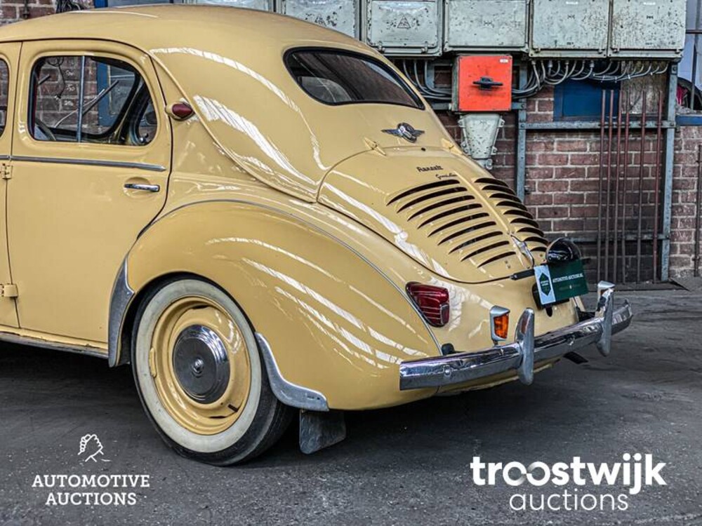 Renault 4 CV R1062 Sport 1961