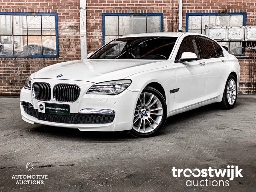 BMW 750i M-Sport E65 4.8 407pk 2009