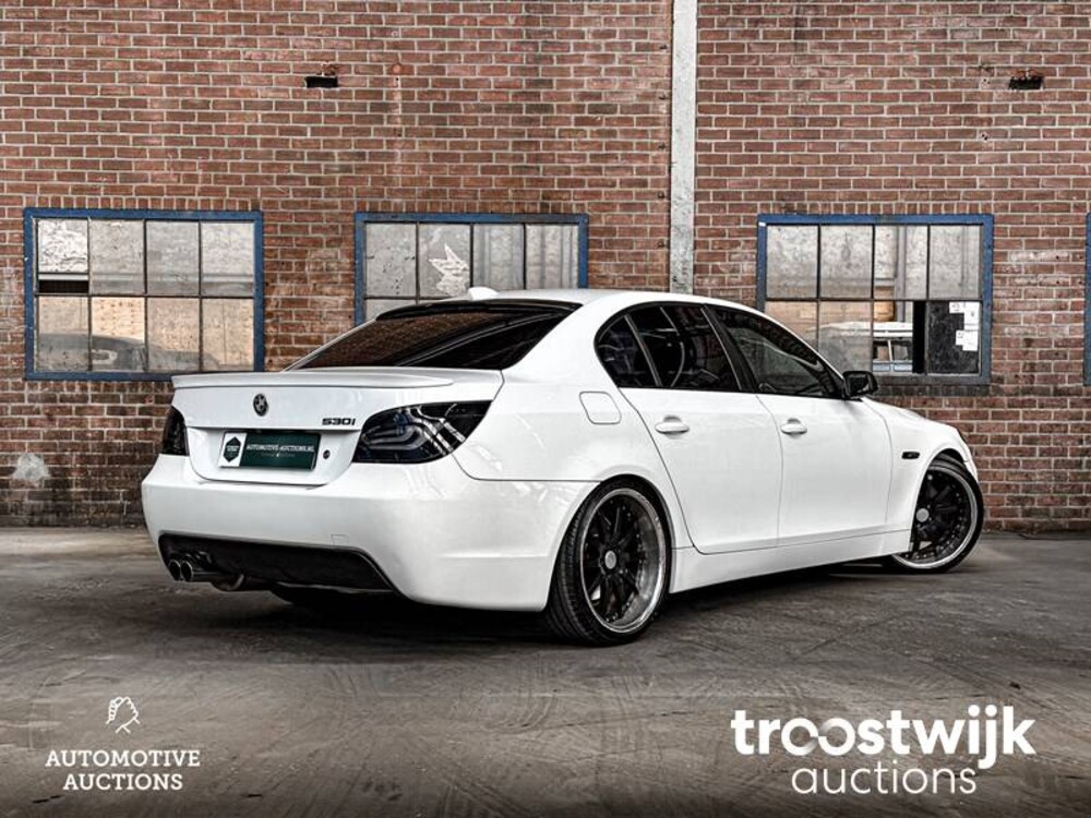 BMW 530i High Executive E60 5-serie 231pk 2004