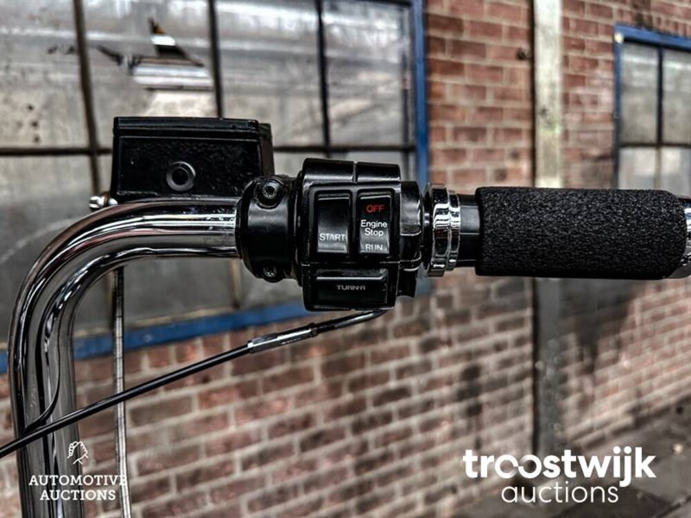 Harley Davidson zelfbouw Softail 2009, MV-JP-95