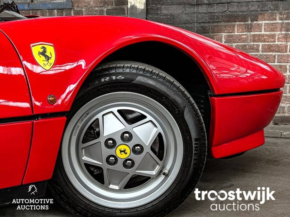 Ferrari 328 GTB 3200 Quattrovalvole 271pk 1989, 04-LXS-1