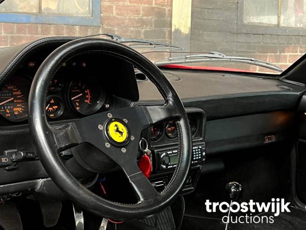 Ferrari 328 GTB 3200 Quattrovalvole 271pk 1989, 04-LXS-1